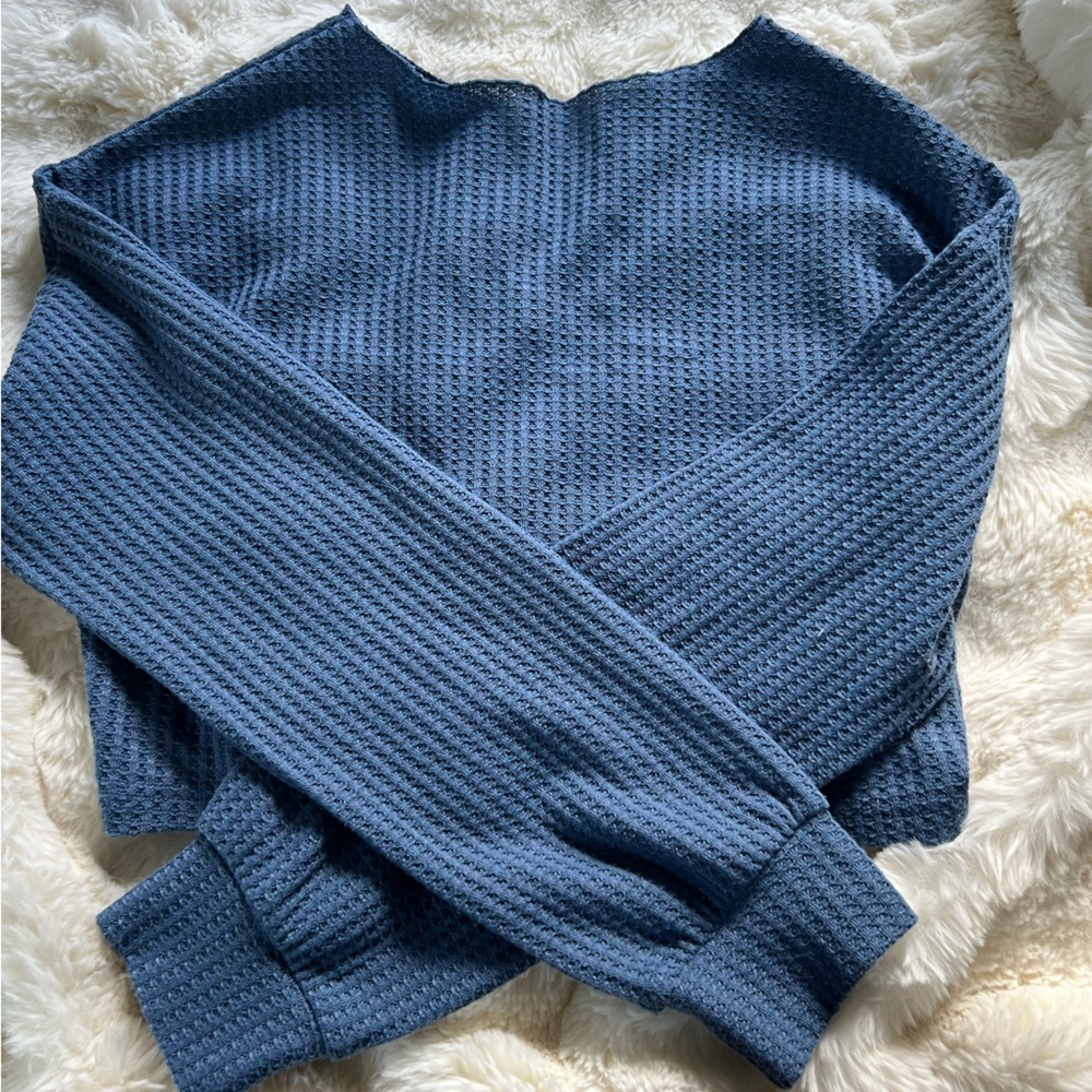 basic blue sweater - Picture 2 of 2